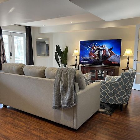 Cozy Lovely Ravine Facing Suite. 密西沙加 外观 照片