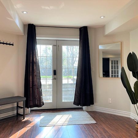 Cozy Lovely Ravine Facing Suite. 密西沙加 外观 照片